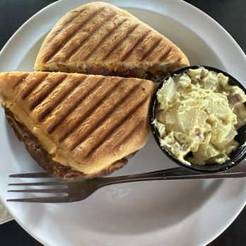 Drunken Monkey Coffee Bar - Royale impossible burger - Coffee & Tea Near Me - Orlando, Florida Drunken Monkey Coffee Bar - Royale impossible burger - Coffee & Tea Near Me - Orlando, Florida
