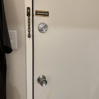 Inn at Otter Crest - Door knob was hard to unlock from the outside and very close to door jam. Broke an opal ring on my right had trying to shut it. - Hotels Near Me - Otter Rock, Oregon