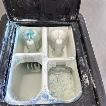 YV Laundry - Here's the proof of the soap still there and water didn't run through. The dispenser looks disgusting looks like never been cleaned. - Laundromat Near Me - Yucca Valley, California