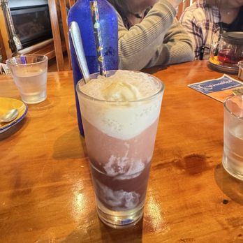 Cafe Irresistiblue - Blue Spider (?) - Cafes Near Me - Ohaupo, WKO