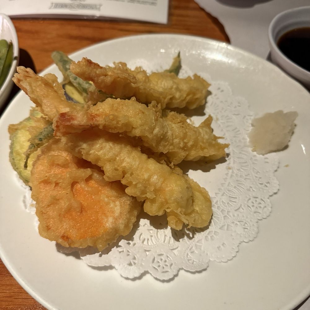 Teru Sushi - Shrimp and Vegetable Tempura - Sushi Bars Near Me - Studio City, California Teru Sushi - Shrimp and Vegetable Tempura - Sushi Bars Near Me - Studio City, California
