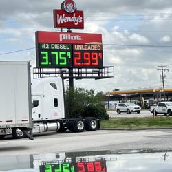 Pilot Travel Center - Mistakenly posted prices