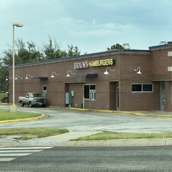Braum's Ice Cream & Dairy Stores - Outside view