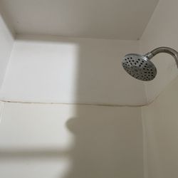 Living Springs RV And Lodging - Aged dirt in shower room