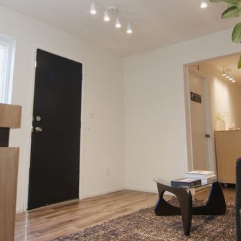 Hone Piercing - Lobby - Piercing Near Me - San Jose, California