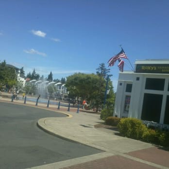 Roxy's Island Grill - Great spot to bring kids to fountain & grab plate lunch to go for a picnic in the city! - Hawaiian Near Me - Tualatin, Oregon Roxy's Island Grill - Great spot to bring kids to fountain & grab plate lunch to go for a picnic in the city! - Hawaiian Near Me - Tualatin, Oregon