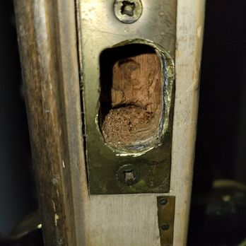 Mike's Locksmith - Keys & Locksmiths Near Me - Rockville, Maryland
