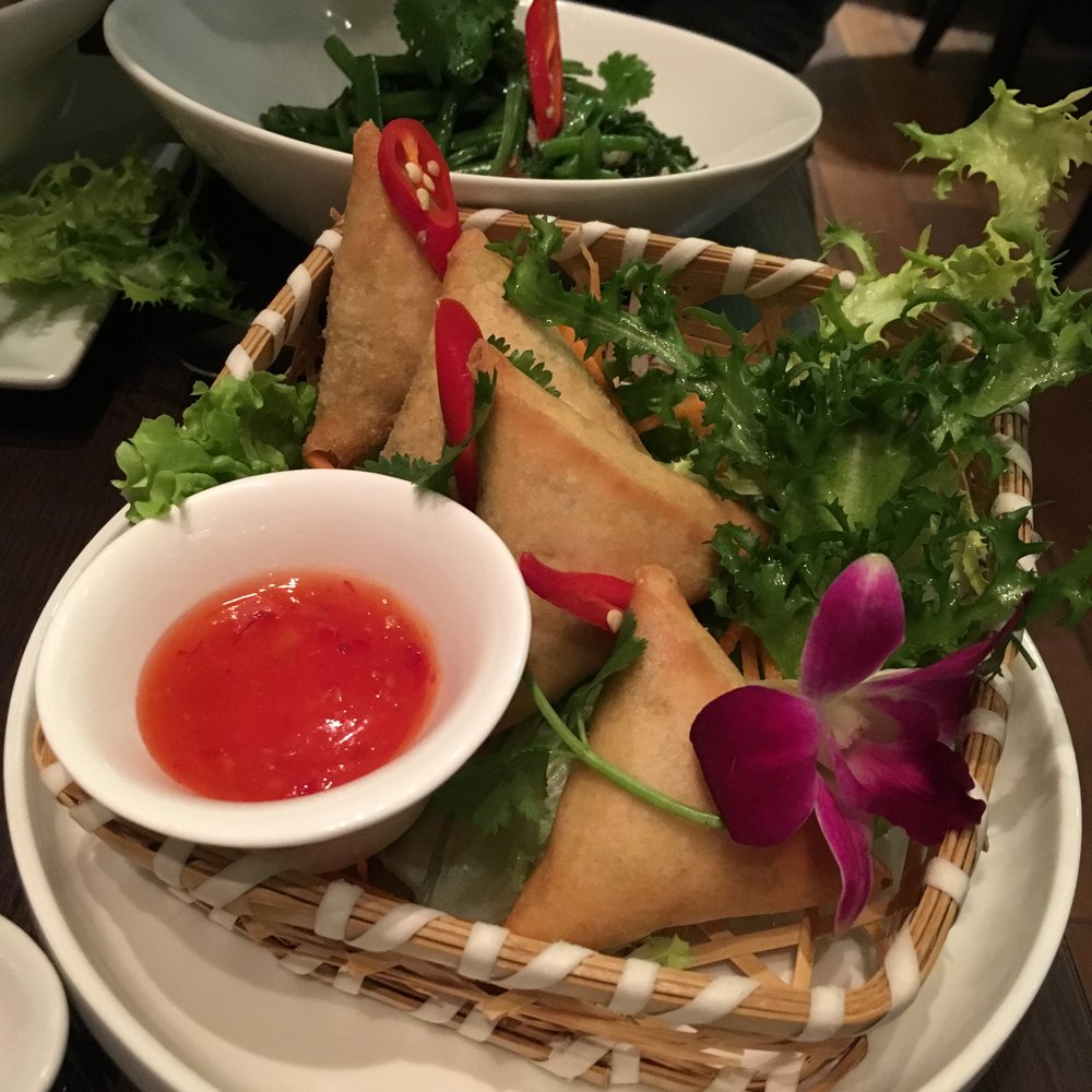 Suan Thaï - Samosas - so delicious! - Thai Near Me - Paris, 75 Suan Thaï - Samosas - so delicious! - Thai Near Me - Paris, 75