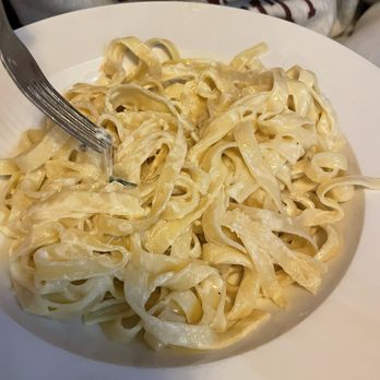 Dazzo's Pizzeria - Fettuccine Alfredo - Pizza Near Me - Knoxville, Tennessee