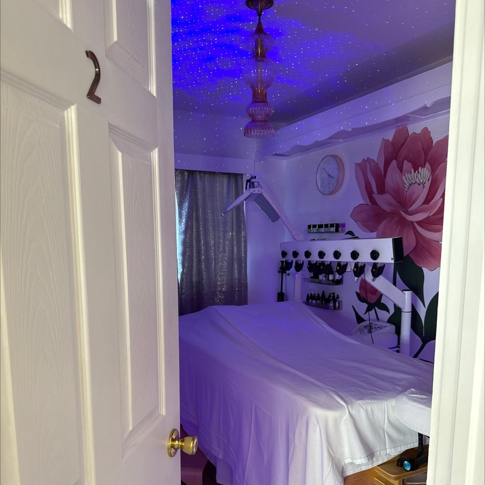 Heidi Keating, DACM, L.AC Logo