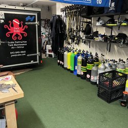 Joe's Scuba - Dive trailer and Tank and Regulator fleet