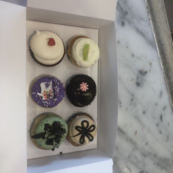 Georgetown Cupcake - Cupcakes Near Me - Washington, DC, District of Columbia Georgetown Cupcake - Cupcakes Near Me - Washington, DC, District of Columbia