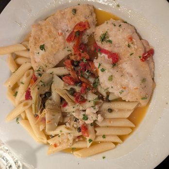 Villa Tuscanna - Picatta with chicken - Italian Near Me - North Myrtle Beach, South Carolina Villa Tuscanna - Picatta with chicken - Italian Near Me - North Myrtle Beach, South Carolina