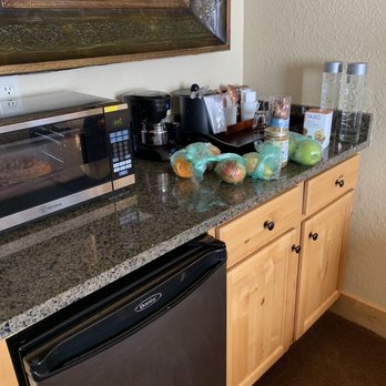Silverado Lodge - Kitchenette - Ski Resorts Near Me - Park City, Utah