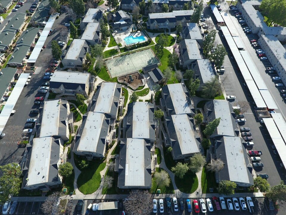 Slide of Hulsey Contracting Inc