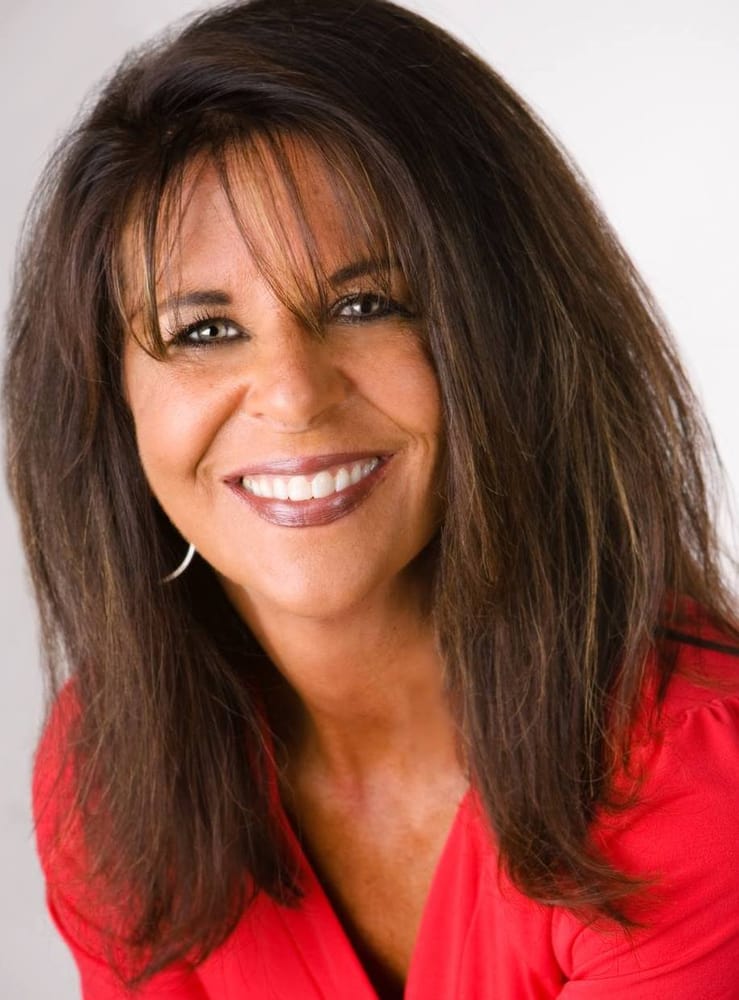 LINDA CURRAN OAKRIDGE REALTORS 3313 Terrace Dr, Cedar Falls, Iowa