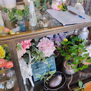 Daisy Mint - Thai Near Me - Pasadena, California