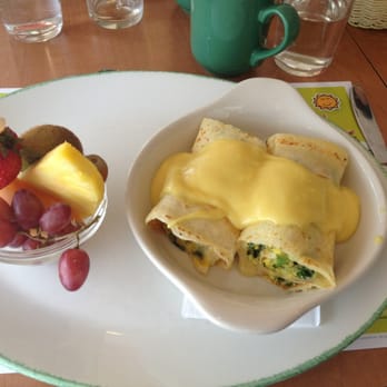 Cora - Breakfast & Brunch Near Me - North York, Ontario