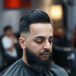 Imperium Barbershop - Medium fade
