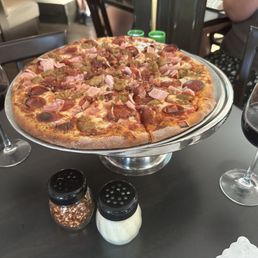 Meat lovers NY Pizza (Small)