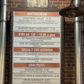 BaseLine Tap House - Cocktails, Wine, Non-Alcoholic & Small Plates (01.05.23) - Lounges Near Me - Lake Buena Vista, Florida