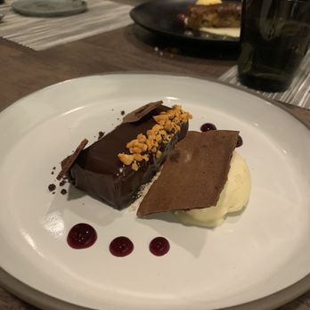 Peppervine - Chocolate bar - New American Near Me - Charlotte, North Carolina Peppervine - Chocolate bar - New American Near Me - Charlotte, North Carolina
