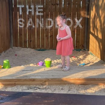 The Yard @ 1224 - Play area for children - Cocktail Bars Near Me - San Antonio, Texas