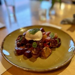 East End Gastropub - Strawberry and beet salad. Yum!