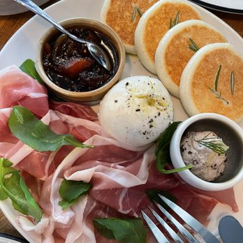 Monteverde - Burrata e Ham - Italian Near Me - Chicago, Illinois Monteverde - Burrata e Ham - Italian Near Me - Chicago, Illinois