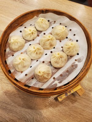 Sammi & Soupe Dumpling - (Ste-Catherine St. O) by null