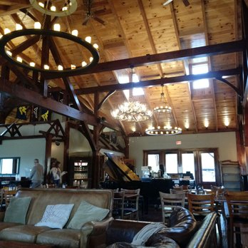 Creek's Edge Winery - Beautiful building, fantastic wines!! - Wineries Near Me - Lovettsville, Virginia