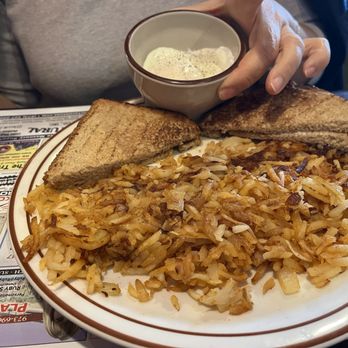 Paul's Family Diner - Poached eggs - American Near Me - Mountain Lakes, New Jersey Paul's Family Diner - Poached eggs - American Near Me - Mountain Lakes, New Jersey