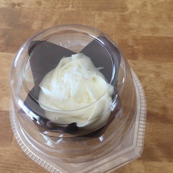 Bellefonte Farmers Market - a cupcake in a plastic container - Farmers Market Near Me - Bellefonte, Pennsylvania Bellefonte Farmers Market - a cupcake in a plastic container - Farmers Market Near Me - Bellefonte, Pennsylvania
