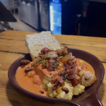 Gracious Pig Smokehouse - Shrimp & Grits biscuit ...yuuummmm - Barbeque Near Me - Surfside Beach, South Carolina