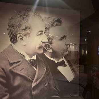 Hôtel Scribe Paris - Lots of pictures of Lumiere and Edison to celebrate the fact that the first movie was shown here. - Hotels Near Me - Paris, 75 Hôtel Scribe Paris - Lots of pictures of Lumiere and Edison to celebrate the fact that the first movie was shown here. - Hotels Near Me - Paris, 75