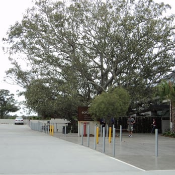 Eatons Hill Tavern - Bars Near Me - Albany Creek, QLD
