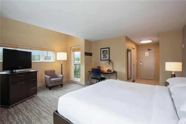 Hilton Whistler Resort & Spa by null