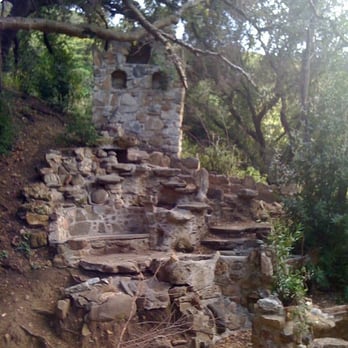 Solstice Canyon - old ruin - Parks Near Me - Malibu, California Solstice Canyon - old ruin - Parks Near Me - Malibu, California