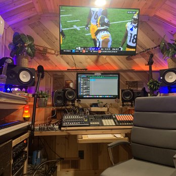 Beat Hogs Music - Music Production Services Near Me Beat Hogs Music - Music Production Services Near Me