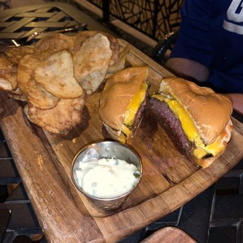 The Brookdale - Big Sexy 2.0 - Bars Near Me - Bloomfield, New Jersey