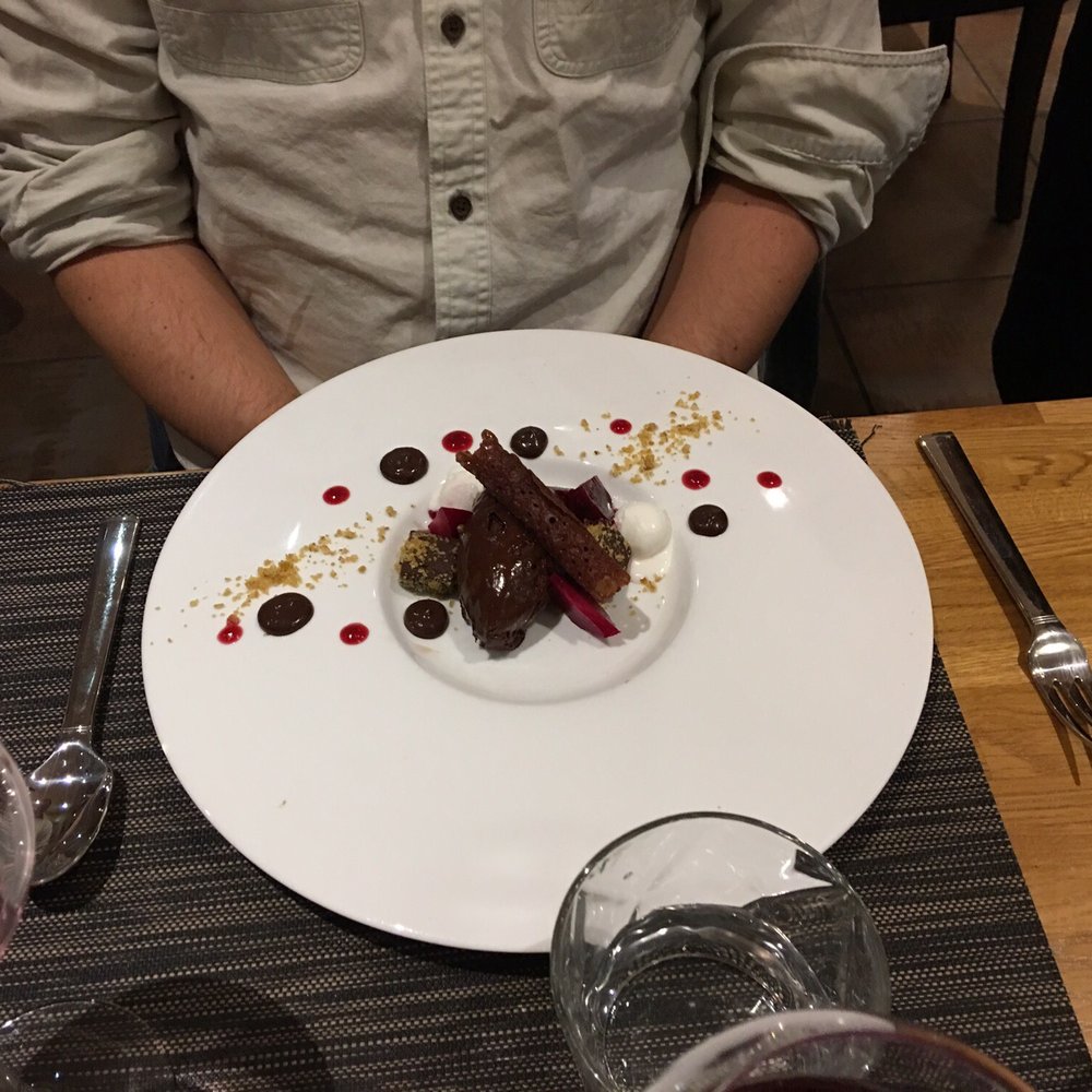 Le Vin'Quatre - Chocolate duo = woah! Flavor burst! Yum. - French Near Me - Bergerac, 24 Le Vin'Quatre - Chocolate duo = woah! Flavor burst! Yum. - French Near Me - Bergerac, 24