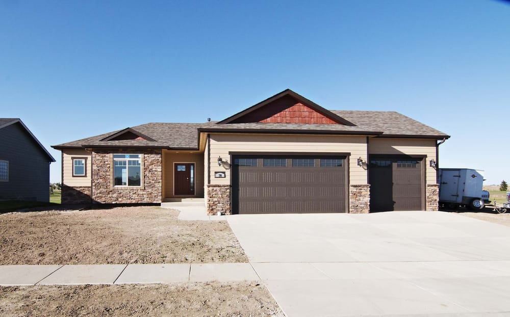 THE SUMMER ROBERTSON TEAM TEAM PROPERTIES GROUP, LLC Updated