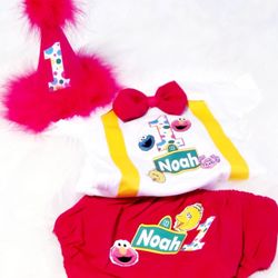 Tiny Love Creations - Sesame Street Birthday Outfit