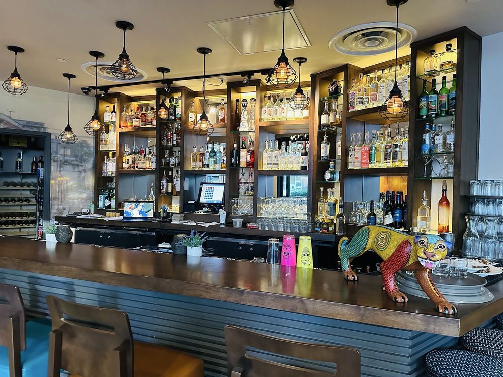 Zocalito Latin Bistro