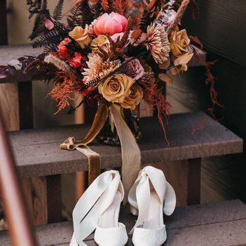 Create with T - The bridal bouquet with my bridal shoes - Floral Designers Near Me Create with T - The bridal bouquet with my bridal shoes - Floral Designers Near Me