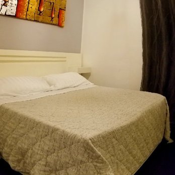 Hotel Herculaneum - Queen bed - Hotels Near Me - Ercolano, NA