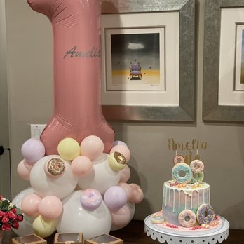 Vogue Bash Balloons - First Birthday balloons. - Balloon Services Near Me - Irvine, California