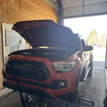 Rolling Wrenches - Auto Repair Near Me