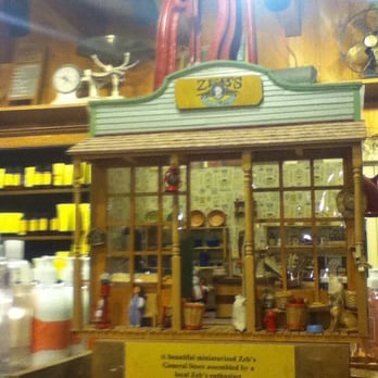 Zeb's General Store - Grocery Near Me - North Conway, New Hampshire