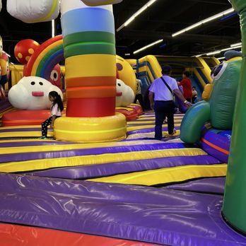 FUNBOX - Sacramento - Play entrance - Amusement Parks Near Me - Sacramento, California FUNBOX - Sacramento - Play entrance - Amusement Parks Near Me - Sacramento, California